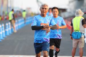 BIB: 
                            <button type="button" onclick="openModal(3113949)" class="btn btn-primary btn-sm float-right btn-popup" data-toggle="modal" data-target=".modal-high-quality">
                        <i class="fas fa-shopping-cart"></i> Add to Cart
                    </button>
                                            <button type="button" onclick="isThisMe(3113949, true)" class="btn btn-success btn-sm float-right btn-popup btn-isme hidden" data-toggle="tooltip" data-placement="bottom" title="นี่คือรูปของคุณใช่ไหม คลิกที่นี่เพื่อเอาเข้าอัลบั้ม">
                        <i class="fas fa-plus"></i> Add to album
                    </button>
                    <button type="button" onclick="isThisMe(3113949, false)" class="btn btn-warning btn-sm float-right btn-popup btn-isnotme hidden">
                        <i class="fas fa-ban"></i> Remove from album
                    </button>