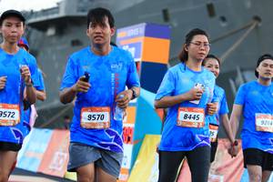 BIB: 8445, 9204, 572, 9570
                            <button type="button" onclick="openModal(3131075)" class="btn btn-primary btn-sm float-right btn-popup" data-toggle="modal" data-target=".modal-high-quality">
                        <i class="fas fa-shopping-cart"></i> Add to Cart
                    </button>
                                            <button type="button" onclick="isThisMe(3131075, true)" class="btn btn-success btn-sm float-right btn-popup btn-isme hidden" data-toggle="tooltip" data-placement="bottom" title="นี่คือรูปของคุณใช่ไหม คลิกที่นี่เพื่อเอาเข้าอัลบั้ม">
                        <i class="fas fa-plus"></i> Add to album
                    </button>
                    <button type="button" onclick="isThisMe(3131075, false)" class="btn btn-warning btn-sm float-right btn-popup btn-isnotme hidden">
                        <i class="fas fa-ban"></i> Remove from album
                    </button>