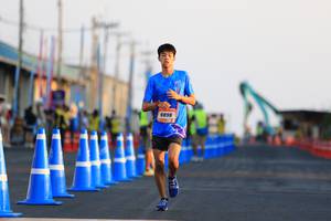 BIB: 8898
                            <button type="button" onclick="openModal(3113295)" class="btn btn-primary btn-sm float-right btn-popup" data-toggle="modal" data-target=".modal-high-quality">
                        <i class="fas fa-shopping-cart"></i> Add to Cart
                    </button>
                                            <button type="button" onclick="isThisMe(3113295, true)" class="btn btn-success btn-sm float-right btn-popup btn-isme hidden" data-toggle="tooltip" data-placement="bottom" title="นี่คือรูปของคุณใช่ไหม คลิกที่นี่เพื่อเอาเข้าอัลบั้ม">
                        <i class="fas fa-plus"></i> Add to album
                    </button>
                    <button type="button" onclick="isThisMe(3113295, false)" class="btn btn-warning btn-sm float-right btn-popup btn-isnotme hidden">
                        <i class="fas fa-ban"></i> Remove from album
                    </button>