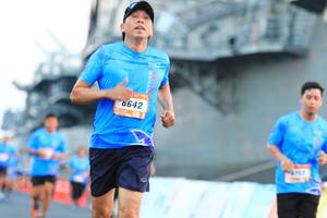 BIB: 6642
                            <button type="button" onclick="openModal(3123970)" class="btn btn-primary btn-sm float-right btn-popup" data-toggle="modal" data-target=".modal-high-quality">
                        <i class="fas fa-shopping-cart"></i> Add to Cart
                    </button>
                                            <button type="button" onclick="isThisMe(3123970, true)" class="btn btn-success btn-sm float-right btn-popup btn-isme hidden" data-toggle="tooltip" data-placement="bottom" title="นี่คือรูปของคุณใช่ไหม คลิกที่นี่เพื่อเอาเข้าอัลบั้ม">
                        <i class="fas fa-plus"></i> Add to album
                    </button>
                    <button type="button" onclick="isThisMe(3123970, false)" class="btn btn-warning btn-sm float-right btn-popup btn-isnotme hidden">
                        <i class="fas fa-ban"></i> Remove from album
                    </button>