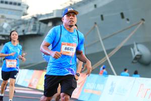 BIB: 8605, 0912
                            <button type="button" onclick="openModal(3130419)" class="btn btn-primary btn-sm float-right btn-popup" data-toggle="modal" data-target=".modal-high-quality">
                        <i class="fas fa-shopping-cart"></i> Add to Cart
                    </button>
                                            <button type="button" onclick="isThisMe(3130419, true)" class="btn btn-success btn-sm float-right btn-popup btn-isme hidden" data-toggle="tooltip" data-placement="bottom" title="นี่คือรูปของคุณใช่ไหม คลิกที่นี่เพื่อเอาเข้าอัลบั้ม">
                        <i class="fas fa-plus"></i> Add to album
                    </button>
                    <button type="button" onclick="isThisMe(3130419, false)" class="btn btn-warning btn-sm float-right btn-popup btn-isnotme hidden">
                        <i class="fas fa-ban"></i> Remove from album
                    </button>