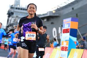 BIB: 8240
                            <button type="button" onclick="openModal(3131596)" class="btn btn-primary btn-sm float-right btn-popup" data-toggle="modal" data-target=".modal-high-quality">
                        <i class="fas fa-shopping-cart"></i> Add to Cart
                    </button>
                                            <button type="button" onclick="isThisMe(3131596, true)" class="btn btn-success btn-sm float-right btn-popup btn-isme hidden" data-toggle="tooltip" data-placement="bottom" title="นี่คือรูปของคุณใช่ไหม คลิกที่นี่เพื่อเอาเข้าอัลบั้ม">
                        <i class="fas fa-plus"></i> Add to album
                    </button>
                    <button type="button" onclick="isThisMe(3131596, false)" class="btn btn-warning btn-sm float-right btn-popup btn-isnotme hidden">
                        <i class="fas fa-ban"></i> Remove from album
                    </button>