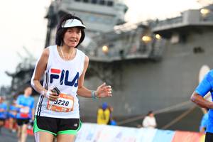 BIB: 220
                            <button type="button" onclick="openModal(3131656)" class="btn btn-primary btn-sm float-right btn-popup" data-toggle="modal" data-target=".modal-high-quality">
                        <i class="fas fa-shopping-cart"></i> Add to Cart
                    </button>
                                            <button type="button" onclick="isThisMe(3131656, true)" class="btn btn-success btn-sm float-right btn-popup btn-isme hidden" data-toggle="tooltip" data-placement="bottom" title="นี่คือรูปของคุณใช่ไหม คลิกที่นี่เพื่อเอาเข้าอัลบั้ม">
                        <i class="fas fa-plus"></i> Add to album
                    </button>
                    <button type="button" onclick="isThisMe(3131656, false)" class="btn btn-warning btn-sm float-right btn-popup btn-isnotme hidden">
                        <i class="fas fa-ban"></i> Remove from album
                    </button>