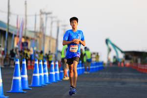 BIB: 8898
                            <button type="button" onclick="openModal(3113316)" class="btn btn-primary btn-sm float-right btn-popup" data-toggle="modal" data-target=".modal-high-quality">
                        <i class="fas fa-shopping-cart"></i> Add to Cart
                    </button>
                                            <button type="button" onclick="isThisMe(3113316, true)" class="btn btn-success btn-sm float-right btn-popup btn-isme hidden" data-toggle="tooltip" data-placement="bottom" title="นี่คือรูปของคุณใช่ไหม คลิกที่นี่เพื่อเอาเข้าอัลบั้ม">
                        <i class="fas fa-plus"></i> Add to album
                    </button>
                    <button type="button" onclick="isThisMe(3113316, false)" class="btn btn-warning btn-sm float-right btn-popup btn-isnotme hidden">
                        <i class="fas fa-ban"></i> Remove from album
                    </button>