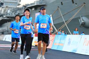 BIB: 8015, 8018, 8997
                            <button type="button" onclick="openModal(3130471)" class="btn btn-primary btn-sm float-right btn-popup" data-toggle="modal" data-target=".modal-high-quality">
                        <i class="fas fa-shopping-cart"></i> Add to Cart
                    </button>
                                            <button type="button" onclick="isThisMe(3130471, true)" class="btn btn-success btn-sm float-right btn-popup btn-isme hidden" data-toggle="tooltip" data-placement="bottom" title="นี่คือรูปของคุณใช่ไหม คลิกที่นี่เพื่อเอาเข้าอัลบั้ม">
                        <i class="fas fa-plus"></i> Add to album
                    </button>
                    <button type="button" onclick="isThisMe(3130471, false)" class="btn btn-warning btn-sm float-right btn-popup btn-isnotme hidden">
                        <i class="fas fa-ban"></i> Remove from album
                    </button>