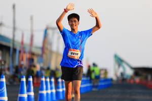 BIB: 8898
                            <button type="button" onclick="openModal(3113366)" class="btn btn-primary btn-sm float-right btn-popup" data-toggle="modal" data-target=".modal-high-quality">
                        <i class="fas fa-shopping-cart"></i> Add to Cart
                    </button>
                                            <button type="button" onclick="isThisMe(3113366, true)" class="btn btn-success btn-sm float-right btn-popup btn-isme hidden" data-toggle="tooltip" data-placement="bottom" title="นี่คือรูปของคุณใช่ไหม คลิกที่นี่เพื่อเอาเข้าอัลบั้ม">
                        <i class="fas fa-plus"></i> Add to album
                    </button>
                    <button type="button" onclick="isThisMe(3113366, false)" class="btn btn-warning btn-sm float-right btn-popup btn-isnotme hidden">
                        <i class="fas fa-ban"></i> Remove from album
                    </button>