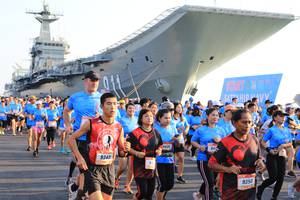 BIB: 9342, 9350
                            <button type="button" onclick="openModal(3112878)" class="btn btn-primary btn-sm float-right btn-popup" data-toggle="modal" data-target=".modal-high-quality">
                        <i class="fas fa-shopping-cart"></i> Add to Cart
                    </button>
                                            <button type="button" onclick="isThisMe(3112878, true)" class="btn btn-success btn-sm float-right btn-popup btn-isme hidden" data-toggle="tooltip" data-placement="bottom" title="นี่คือรูปของคุณใช่ไหม คลิกที่นี่เพื่อเอาเข้าอัลบั้ม">
                        <i class="fas fa-plus"></i> Add to album
                    </button>
                    <button type="button" onclick="isThisMe(3112878, false)" class="btn btn-warning btn-sm float-right btn-popup btn-isnotme hidden">
                        <i class="fas fa-ban"></i> Remove from album
                    </button>