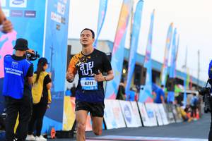 BIB: 6211
                            <button type="button" onclick="openModal(3123951)" class="btn btn-primary btn-sm float-right btn-popup" data-toggle="modal" data-target=".modal-high-quality">
                        <i class="fas fa-shopping-cart"></i> Add to Cart
                    </button>
                                            <button type="button" onclick="isThisMe(3123951, true)" class="btn btn-success btn-sm float-right btn-popup btn-isme hidden" data-toggle="tooltip" data-placement="bottom" title="นี่คือรูปของคุณใช่ไหม คลิกที่นี่เพื่อเอาเข้าอัลบั้ม">
                        <i class="fas fa-plus"></i> Add to album
                    </button>
                    <button type="button" onclick="isThisMe(3123951, false)" class="btn btn-warning btn-sm float-right btn-popup btn-isnotme hidden">
                        <i class="fas fa-ban"></i> Remove from album
                    </button>