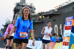 BIB: 9314
                            <button type="button" onclick="openModal(3132618)" class="btn btn-primary btn-sm float-right btn-popup" data-toggle="modal" data-target=".modal-high-quality">
                        <i class="fas fa-shopping-cart"></i> Add to Cart
                    </button>
                                            <button type="button" onclick="isThisMe(3132618, true)" class="btn btn-success btn-sm float-right btn-popup btn-isme hidden" data-toggle="tooltip" data-placement="bottom" title="นี่คือรูปของคุณใช่ไหม คลิกที่นี่เพื่อเอาเข้าอัลบั้ม">
                        <i class="fas fa-plus"></i> Add to album
                    </button>
                    <button type="button" onclick="isThisMe(3132618, false)" class="btn btn-warning btn-sm float-right btn-popup btn-isnotme hidden">
                        <i class="fas fa-ban"></i> Remove from album
                    </button>