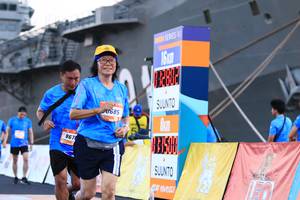 BIB: 867
                            <button type="button" onclick="openModal(3131030)" class="btn btn-primary btn-sm float-right btn-popup" data-toggle="modal" data-target=".modal-high-quality">
                        <i class="fas fa-shopping-cart"></i> Add to Cart
                    </button>
                                            <button type="button" onclick="isThisMe(3131030, true)" class="btn btn-success btn-sm float-right btn-popup btn-isme hidden" data-toggle="tooltip" data-placement="bottom" title="นี่คือรูปของคุณใช่ไหม คลิกที่นี่เพื่อเอาเข้าอัลบั้ม">
                        <i class="fas fa-plus"></i> Add to album
                    </button>
                    <button type="button" onclick="isThisMe(3131030, false)" class="btn btn-warning btn-sm float-right btn-popup btn-isnotme hidden">
                        <i class="fas fa-ban"></i> Remove from album
                    </button>