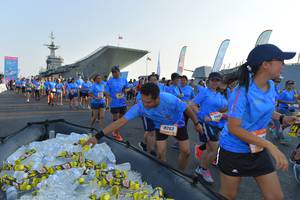 BIB: 8263
                            <button type="button" onclick="openModal(3089534)" class="btn btn-primary btn-sm float-right btn-popup" data-toggle="modal" data-target=".modal-high-quality">
                        <i class="fas fa-shopping-cart"></i> Add to Cart
                    </button>
                                            <button type="button" onclick="isThisMe(3089534, true)" class="btn btn-success btn-sm float-right btn-popup btn-isme hidden" data-toggle="tooltip" data-placement="bottom" title="นี่คือรูปของคุณใช่ไหม คลิกที่นี่เพื่อเอาเข้าอัลบั้ม">
                        <i class="fas fa-plus"></i> Add to album
                    </button>
                    <button type="button" onclick="isThisMe(3089534, false)" class="btn btn-warning btn-sm float-right btn-popup btn-isnotme hidden">
                        <i class="fas fa-ban"></i> Remove from album
                    </button>