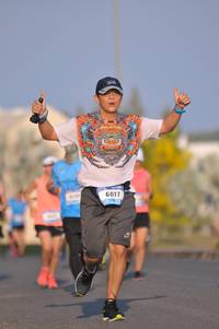 BIB: 6017
                            <button type="button" onclick="openModal(3111983)" class="btn btn-primary btn-sm float-right btn-popup" data-toggle="modal" data-target=".modal-high-quality">
                        <i class="fas fa-shopping-cart"></i> Add to Cart
                    </button>
                                            <button type="button" onclick="isThisMe(3111983, true)" class="btn btn-success btn-sm float-right btn-popup btn-isme hidden" data-toggle="tooltip" data-placement="bottom" title="นี่คือรูปของคุณใช่ไหม คลิกที่นี่เพื่อเอาเข้าอัลบั้ม">
                        <i class="fas fa-plus"></i> Add to album
                    </button>
                    <button type="button" onclick="isThisMe(3111983, false)" class="btn btn-warning btn-sm float-right btn-popup btn-isnotme hidden">
                        <i class="fas fa-ban"></i> Remove from album
                    </button>