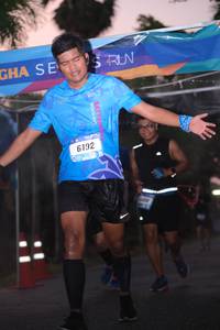 BIB: 6192
                            <button type="button" onclick="openModal(3371676)" class="btn btn-primary btn-sm float-right btn-popup" data-toggle="modal" data-target=".modal-high-quality">
                        <i class="fas fa-shopping-cart"></i> Add to Cart
                    </button>
                                            <button type="button" onclick="isThisMe(3371676, true)" class="btn btn-success btn-sm float-right btn-popup btn-isme hidden" data-toggle="tooltip" data-placement="bottom" title="นี่คือรูปของคุณใช่ไหม คลิกที่นี่เพื่อเอาเข้าอัลบั้ม">
                        <i class="fas fa-plus"></i> Add to album
                    </button>
                    <button type="button" onclick="isThisMe(3371676, false)" class="btn btn-warning btn-sm float-right btn-popup btn-isnotme hidden">
                        <i class="fas fa-ban"></i> Remove from album
                    </button>