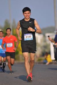 BIB: 6583
                            <button type="button" onclick="openModal(3111373)" class="btn btn-primary btn-sm float-right btn-popup" data-toggle="modal" data-target=".modal-high-quality">
                        <i class="fas fa-shopping-cart"></i> Add to Cart
                    </button>
                                            <button type="button" onclick="isThisMe(3111373, true)" class="btn btn-success btn-sm float-right btn-popup btn-isme hidden" data-toggle="tooltip" data-placement="bottom" title="นี่คือรูปของคุณใช่ไหม คลิกที่นี่เพื่อเอาเข้าอัลบั้ม">
                        <i class="fas fa-plus"></i> Add to album
                    </button>
                    <button type="button" onclick="isThisMe(3111373, false)" class="btn btn-warning btn-sm float-right btn-popup btn-isnotme hidden">
                        <i class="fas fa-ban"></i> Remove from album
                    </button>