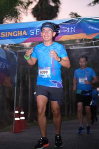 BIB: 6300
                            <button type="button" onclick="openModal(3371393)" class="btn btn-primary btn-sm float-right btn-popup" data-toggle="modal" data-target=".modal-high-quality">
                        <i class="fas fa-shopping-cart"></i> Add to Cart
                    </button>
                                            <button type="button" onclick="isThisMe(3371393, true)" class="btn btn-success btn-sm float-right btn-popup btn-isme hidden" data-toggle="tooltip" data-placement="bottom" title="นี่คือรูปของคุณใช่ไหม คลิกที่นี่เพื่อเอาเข้าอัลบั้ม">
                        <i class="fas fa-plus"></i> Add to album
                    </button>
                    <button type="button" onclick="isThisMe(3371393, false)" class="btn btn-warning btn-sm float-right btn-popup btn-isnotme hidden">
                        <i class="fas fa-ban"></i> Remove from album
                    </button>