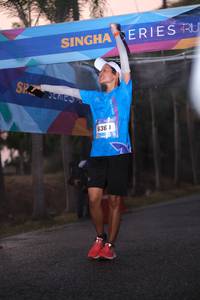 BIB: 636
                            <button type="button" onclick="openModal(3371477)" class="btn btn-primary btn-sm float-right btn-popup" data-toggle="modal" data-target=".modal-high-quality">
                        <i class="fas fa-shopping-cart"></i> Add to Cart
                    </button>
                                            <button type="button" onclick="isThisMe(3371477, true)" class="btn btn-success btn-sm float-right btn-popup btn-isme hidden" data-toggle="tooltip" data-placement="bottom" title="นี่คือรูปของคุณใช่ไหม คลิกที่นี่เพื่อเอาเข้าอัลบั้ม">
                        <i class="fas fa-plus"></i> Add to album
                    </button>
                    <button type="button" onclick="isThisMe(3371477, false)" class="btn btn-warning btn-sm float-right btn-popup btn-isnotme hidden">
                        <i class="fas fa-ban"></i> Remove from album
                    </button>