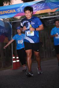 BIB: 688, 6576
                            <button type="button" onclick="openModal(3371532)" class="btn btn-primary btn-sm float-right btn-popup" data-toggle="modal" data-target=".modal-high-quality">
                        <i class="fas fa-shopping-cart"></i> Add to Cart
                    </button>
                                            <button type="button" onclick="isThisMe(3371532, true)" class="btn btn-success btn-sm float-right btn-popup btn-isme hidden" data-toggle="tooltip" data-placement="bottom" title="นี่คือรูปของคุณใช่ไหม คลิกที่นี่เพื่อเอาเข้าอัลบั้ม">
                        <i class="fas fa-plus"></i> Add to album
                    </button>
                    <button type="button" onclick="isThisMe(3371532, false)" class="btn btn-warning btn-sm float-right btn-popup btn-isnotme hidden">
                        <i class="fas fa-ban"></i> Remove from album
                    </button>