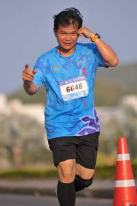 BIB: 6646
                            <button type="button" onclick="openModal(3112517)" class="btn btn-primary btn-sm float-right btn-popup" data-toggle="modal" data-target=".modal-high-quality">
                        <i class="fas fa-shopping-cart"></i> Add to Cart
                    </button>
                                            <button type="button" onclick="isThisMe(3112517, true)" class="btn btn-success btn-sm float-right btn-popup btn-isme hidden" data-toggle="tooltip" data-placement="bottom" title="นี่คือรูปของคุณใช่ไหม คลิกที่นี่เพื่อเอาเข้าอัลบั้ม">
                        <i class="fas fa-plus"></i> Add to album
                    </button>
                    <button type="button" onclick="isThisMe(3112517, false)" class="btn btn-warning btn-sm float-right btn-popup btn-isnotme hidden">
                        <i class="fas fa-ban"></i> Remove from album
                    </button>