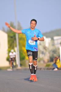 BIB: 6084
                            <button type="button" onclick="openModal(3110634)" class="btn btn-primary btn-sm float-right btn-popup" data-toggle="modal" data-target=".modal-high-quality">
                        <i class="fas fa-shopping-cart"></i> Add to Cart
                    </button>
                                            <button type="button" onclick="isThisMe(3110634, true)" class="btn btn-success btn-sm float-right btn-popup btn-isme hidden" data-toggle="tooltip" data-placement="bottom" title="นี่คือรูปของคุณใช่ไหม คลิกที่นี่เพื่อเอาเข้าอัลบั้ม">
                        <i class="fas fa-plus"></i> Add to album
                    </button>
                    <button type="button" onclick="isThisMe(3110634, false)" class="btn btn-warning btn-sm float-right btn-popup btn-isnotme hidden">
                        <i class="fas fa-ban"></i> Remove from album
                    </button>