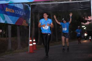 BIB: 183
                            <button type="button" onclick="openModal(3374783)" class="btn btn-primary btn-sm float-right btn-popup" data-toggle="modal" data-target=".modal-high-quality">
                        <i class="fas fa-shopping-cart"></i> Add to Cart
                    </button>
                                            <button type="button" onclick="isThisMe(3374783, true)" class="btn btn-success btn-sm float-right btn-popup btn-isme hidden" data-toggle="tooltip" data-placement="bottom" title="นี่คือรูปของคุณใช่ไหม คลิกที่นี่เพื่อเอาเข้าอัลบั้ม">
                        <i class="fas fa-plus"></i> Add to album
                    </button>
                    <button type="button" onclick="isThisMe(3374783, false)" class="btn btn-warning btn-sm float-right btn-popup btn-isnotme hidden">
                        <i class="fas fa-ban"></i> Remove from album
                    </button>