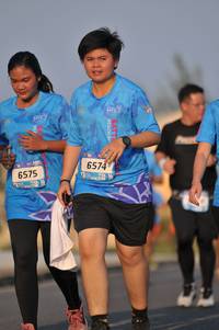 BIB: 657, 6575
                            <button type="button" onclick="openModal(3118128)" class="btn btn-primary btn-sm float-right btn-popup" data-toggle="modal" data-target=".modal-high-quality">
                        <i class="fas fa-shopping-cart"></i> Add to Cart
                    </button>
                                            <button type="button" onclick="isThisMe(3118128, true)" class="btn btn-success btn-sm float-right btn-popup btn-isme hidden" data-toggle="tooltip" data-placement="bottom" title="นี่คือรูปของคุณใช่ไหม คลิกที่นี่เพื่อเอาเข้าอัลบั้ม">
                        <i class="fas fa-plus"></i> Add to album
                    </button>
                    <button type="button" onclick="isThisMe(3118128, false)" class="btn btn-warning btn-sm float-right btn-popup btn-isnotme hidden">
                        <i class="fas fa-ban"></i> Remove from album
                    </button>