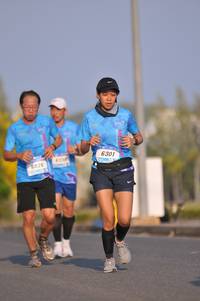 BIB: 6301, 6826
                            <button type="button" onclick="openModal(3111905)" class="btn btn-primary btn-sm float-right btn-popup" data-toggle="modal" data-target=".modal-high-quality">
                        <i class="fas fa-shopping-cart"></i> Add to Cart
                    </button>
                                            <button type="button" onclick="isThisMe(3111905, true)" class="btn btn-success btn-sm float-right btn-popup btn-isme hidden" data-toggle="tooltip" data-placement="bottom" title="นี่คือรูปของคุณใช่ไหม คลิกที่นี่เพื่อเอาเข้าอัลบั้ม">
                        <i class="fas fa-plus"></i> Add to album
                    </button>
                    <button type="button" onclick="isThisMe(3111905, false)" class="btn btn-warning btn-sm float-right btn-popup btn-isnotme hidden">
                        <i class="fas fa-ban"></i> Remove from album
                    </button>