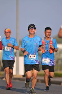 BIB: 6446, 6189, 6011
                            <button type="button" onclick="openModal(3117165)" class="btn btn-primary btn-sm float-right btn-popup" data-toggle="modal" data-target=".modal-high-quality">
                        <i class="fas fa-shopping-cart"></i> Add to Cart
                    </button>
                                            <button type="button" onclick="isThisMe(3117165, true)" class="btn btn-success btn-sm float-right btn-popup btn-isme hidden" data-toggle="tooltip" data-placement="bottom" title="นี่คือรูปของคุณใช่ไหม คลิกที่นี่เพื่อเอาเข้าอัลบั้ม">
                        <i class="fas fa-plus"></i> Add to album
                    </button>
                    <button type="button" onclick="isThisMe(3117165, false)" class="btn btn-warning btn-sm float-right btn-popup btn-isnotme hidden">
                        <i class="fas fa-ban"></i> Remove from album
                    </button>