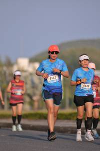 BIB: 6142, 6619
                            <button type="button" onclick="openModal(3117670)" class="btn btn-primary btn-sm float-right btn-popup" data-toggle="modal" data-target=".modal-high-quality">
                        <i class="fas fa-shopping-cart"></i> Add to Cart
                    </button>
                                            <button type="button" onclick="isThisMe(3117670, true)" class="btn btn-success btn-sm float-right btn-popup btn-isme hidden" data-toggle="tooltip" data-placement="bottom" title="นี่คือรูปของคุณใช่ไหม คลิกที่นี่เพื่อเอาเข้าอัลบั้ม">
                        <i class="fas fa-plus"></i> Add to album
                    </button>
                    <button type="button" onclick="isThisMe(3117670, false)" class="btn btn-warning btn-sm float-right btn-popup btn-isnotme hidden">
                        <i class="fas fa-ban"></i> Remove from album
                    </button>