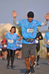 BIB: 6124
                            <button type="button" onclick="openModal(3117198)" class="btn btn-primary btn-sm float-right btn-popup" data-toggle="modal" data-target=".modal-high-quality">
                        <i class="fas fa-shopping-cart"></i> Add to Cart
                    </button>
                                            <button type="button" onclick="isThisMe(3117198, true)" class="btn btn-success btn-sm float-right btn-popup btn-isme hidden" data-toggle="tooltip" data-placement="bottom" title="นี่คือรูปของคุณใช่ไหม คลิกที่นี่เพื่อเอาเข้าอัลบั้ม">
                        <i class="fas fa-plus"></i> Add to album
                    </button>
                    <button type="button" onclick="isThisMe(3117198, false)" class="btn btn-warning btn-sm float-right btn-popup btn-isnotme hidden">
                        <i class="fas fa-ban"></i> Remove from album
                    </button>