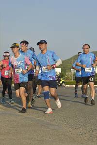 BIB: 6457, 636, 6054
                            <button type="button" onclick="openModal(3344045)" class="btn btn-primary btn-sm float-right btn-popup" data-toggle="modal" data-target=".modal-high-quality">
                        <i class="fas fa-shopping-cart"></i> Add to Cart
                    </button>
                                            <button type="button" onclick="isThisMe(3344045, true)" class="btn btn-success btn-sm float-right btn-popup btn-isme hidden" data-toggle="tooltip" data-placement="bottom" title="นี่คือรูปของคุณใช่ไหม คลิกที่นี่เพื่อเอาเข้าอัลบั้ม">
                        <i class="fas fa-plus"></i> Add to album
                    </button>
                    <button type="button" onclick="isThisMe(3344045, false)" class="btn btn-warning btn-sm float-right btn-popup btn-isnotme hidden">
                        <i class="fas fa-ban"></i> Remove from album
                    </button>