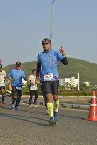 BIB: 6524
                            <button type="button" onclick="openModal(3344079)" class="btn btn-primary btn-sm float-right btn-popup" data-toggle="modal" data-target=".modal-high-quality">
                        <i class="fas fa-shopping-cart"></i> Add to Cart
                    </button>
                                            <button type="button" onclick="isThisMe(3344079, true)" class="btn btn-success btn-sm float-right btn-popup btn-isme hidden" data-toggle="tooltip" data-placement="bottom" title="นี่คือรูปของคุณใช่ไหม คลิกที่นี่เพื่อเอาเข้าอัลบั้ม">
                        <i class="fas fa-plus"></i> Add to album
                    </button>
                    <button type="button" onclick="isThisMe(3344079, false)" class="btn btn-warning btn-sm float-right btn-popup btn-isnotme hidden">
                        <i class="fas fa-ban"></i> Remove from album
                    </button>