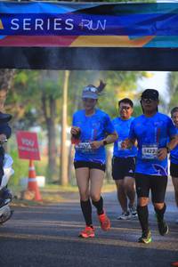 BIB: 423
                            <button type="button" onclick="openModal(3295379)" class="btn btn-primary btn-sm float-right btn-popup" data-toggle="modal" data-target=".modal-high-quality">
                        <i class="fas fa-shopping-cart"></i> Add to Cart
                    </button>
                                            <button type="button" onclick="isThisMe(3295379, true)" class="btn btn-success btn-sm float-right btn-popup btn-isme hidden" data-toggle="tooltip" data-placement="bottom" title="นี่คือรูปของคุณใช่ไหม คลิกที่นี่เพื่อเอาเข้าอัลบั้ม">
                        <i class="fas fa-plus"></i> Add to album
                    </button>
                    <button type="button" onclick="isThisMe(3295379, false)" class="btn btn-warning btn-sm float-right btn-popup btn-isnotme hidden">
                        <i class="fas fa-ban"></i> Remove from album
                    </button>