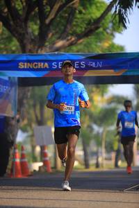 BIB: 
                            <button type="button" onclick="openModal(3290031)" class="btn btn-primary btn-sm float-right btn-popup" data-toggle="modal" data-target=".modal-high-quality">
                        <i class="fas fa-shopping-cart"></i> Add to Cart
                    </button>
                                            <button type="button" onclick="isThisMe(3290031, true)" class="btn btn-success btn-sm float-right btn-popup btn-isme hidden" data-toggle="tooltip" data-placement="bottom" title="นี่คือรูปของคุณใช่ไหม คลิกที่นี่เพื่อเอาเข้าอัลบั้ม">
                        <i class="fas fa-plus"></i> Add to album
                    </button>
                    <button type="button" onclick="isThisMe(3290031, false)" class="btn btn-warning btn-sm float-right btn-popup btn-isnotme hidden">
                        <i class="fas fa-ban"></i> Remove from album
                    </button>