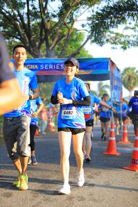 BIB: 6404, 6482
                            <button type="button" onclick="openModal(3294196)" class="btn btn-primary btn-sm float-right btn-popup" data-toggle="modal" data-target=".modal-high-quality">
                        <i class="fas fa-shopping-cart"></i> Add to Cart
                    </button>
                                            <button type="button" onclick="isThisMe(3294196, true)" class="btn btn-success btn-sm float-right btn-popup btn-isme hidden" data-toggle="tooltip" data-placement="bottom" title="นี่คือรูปของคุณใช่ไหม คลิกที่นี่เพื่อเอาเข้าอัลบั้ม">
                        <i class="fas fa-plus"></i> Add to album
                    </button>
                    <button type="button" onclick="isThisMe(3294196, false)" class="btn btn-warning btn-sm float-right btn-popup btn-isnotme hidden">
                        <i class="fas fa-ban"></i> Remove from album
                    </button>