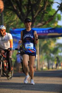 BIB: 691
                            <button type="button" onclick="openModal(3290615)" class="btn btn-primary btn-sm float-right btn-popup" data-toggle="modal" data-target=".modal-high-quality">
                        <i class="fas fa-shopping-cart"></i> Add to Cart
                    </button>
                                            <button type="button" onclick="isThisMe(3290615, true)" class="btn btn-success btn-sm float-right btn-popup btn-isme hidden" data-toggle="tooltip" data-placement="bottom" title="นี่คือรูปของคุณใช่ไหม คลิกที่นี่เพื่อเอาเข้าอัลบั้ม">
                        <i class="fas fa-plus"></i> Add to album
                    </button>
                    <button type="button" onclick="isThisMe(3290615, false)" class="btn btn-warning btn-sm float-right btn-popup btn-isnotme hidden">
                        <i class="fas fa-ban"></i> Remove from album
                    </button>