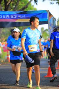 BIB: 226
                            <button type="button" onclick="openModal(3294919)" class="btn btn-primary btn-sm float-right btn-popup" data-toggle="modal" data-target=".modal-high-quality">
                        <i class="fas fa-shopping-cart"></i> Add to Cart
                    </button>
                                            <button type="button" onclick="isThisMe(3294919, true)" class="btn btn-success btn-sm float-right btn-popup btn-isme hidden" data-toggle="tooltip" data-placement="bottom" title="นี่คือรูปของคุณใช่ไหม คลิกที่นี่เพื่อเอาเข้าอัลบั้ม">
                        <i class="fas fa-plus"></i> Add to album
                    </button>
                    <button type="button" onclick="isThisMe(3294919, false)" class="btn btn-warning btn-sm float-right btn-popup btn-isnotme hidden">
                        <i class="fas fa-ban"></i> Remove from album
                    </button>