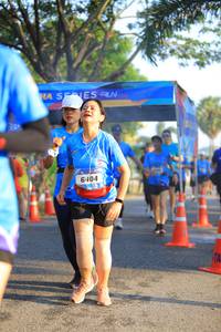 BIB: 6404
                            <button type="button" onclick="openModal(3294225)" class="btn btn-primary btn-sm float-right btn-popup" data-toggle="modal" data-target=".modal-high-quality">
                        <i class="fas fa-shopping-cart"></i> Add to Cart
                    </button>
                                            <button type="button" onclick="isThisMe(3294225, true)" class="btn btn-success btn-sm float-right btn-popup btn-isme hidden" data-toggle="tooltip" data-placement="bottom" title="นี่คือรูปของคุณใช่ไหม คลิกที่นี่เพื่อเอาเข้าอัลบั้ม">
                        <i class="fas fa-plus"></i> Add to album
                    </button>
                    <button type="button" onclick="isThisMe(3294225, false)" class="btn btn-warning btn-sm float-right btn-popup btn-isnotme hidden">
                        <i class="fas fa-ban"></i> Remove from album
                    </button>