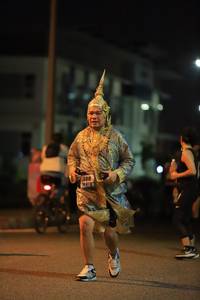 BIB: 588
                            <button type="button" onclick="openModal(3313952)" class="btn btn-primary btn-sm float-right btn-popup" data-toggle="modal" data-target=".modal-high-quality">
                        <i class="fas fa-shopping-cart"></i> Add to Cart
                    </button>
                                            <button type="button" onclick="isThisMe(3313952, true)" class="btn btn-success btn-sm float-right btn-popup btn-isme hidden" data-toggle="tooltip" data-placement="bottom" title="นี่คือรูปของคุณใช่ไหม คลิกที่นี่เพื่อเอาเข้าอัลบั้ม">
                        <i class="fas fa-plus"></i> Add to album
                    </button>
                    <button type="button" onclick="isThisMe(3313952, false)" class="btn btn-warning btn-sm float-right btn-popup btn-isnotme hidden">
                        <i class="fas fa-ban"></i> Remove from album
                    </button>