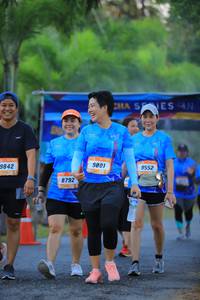 BIB: 9801, 9552, 9842, 8792
                            <button type="button" onclick="openModal(3311500)" class="btn btn-primary btn-sm float-right btn-popup" data-toggle="modal" data-target=".modal-high-quality">
                        <i class="fas fa-shopping-cart"></i> Add to Cart
                    </button>
                                            <button type="button" onclick="isThisMe(3311500, true)" class="btn btn-success btn-sm float-right btn-popup btn-isme hidden" data-toggle="tooltip" data-placement="bottom" title="นี่คือรูปของคุณใช่ไหม คลิกที่นี่เพื่อเอาเข้าอัลบั้ม">
                        <i class="fas fa-plus"></i> Add to album
                    </button>
                    <button type="button" onclick="isThisMe(3311500, false)" class="btn btn-warning btn-sm float-right btn-popup btn-isnotme hidden">
                        <i class="fas fa-ban"></i> Remove from album
                    </button>