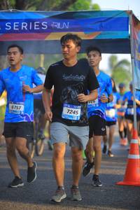 BIB: 6757, 7245
                            <button type="button" onclick="openModal(3295290)" class="btn btn-primary btn-sm float-right btn-popup" data-toggle="modal" data-target=".modal-high-quality">
                        <i class="fas fa-shopping-cart"></i> Add to Cart
                    </button>
                                            <button type="button" onclick="isThisMe(3295290, true)" class="btn btn-success btn-sm float-right btn-popup btn-isme hidden" data-toggle="tooltip" data-placement="bottom" title="นี่คือรูปของคุณใช่ไหม คลิกที่นี่เพื่อเอาเข้าอัลบั้ม">
                        <i class="fas fa-plus"></i> Add to album
                    </button>
                    <button type="button" onclick="isThisMe(3295290, false)" class="btn btn-warning btn-sm float-right btn-popup btn-isnotme hidden">
                        <i class="fas fa-ban"></i> Remove from album
                    </button>