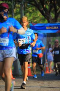 BIB: 6672
                            <button type="button" onclick="openModal(3293075)" class="btn btn-primary btn-sm float-right btn-popup" data-toggle="modal" data-target=".modal-high-quality">
                        <i class="fas fa-shopping-cart"></i> Add to Cart
                    </button>
                                            <button type="button" onclick="isThisMe(3293075, true)" class="btn btn-success btn-sm float-right btn-popup btn-isme hidden" data-toggle="tooltip" data-placement="bottom" title="นี่คือรูปของคุณใช่ไหม คลิกที่นี่เพื่อเอาเข้าอัลบั้ม">
                        <i class="fas fa-plus"></i> Add to album
                    </button>
                    <button type="button" onclick="isThisMe(3293075, false)" class="btn btn-warning btn-sm float-right btn-popup btn-isnotme hidden">
                        <i class="fas fa-ban"></i> Remove from album
                    </button>