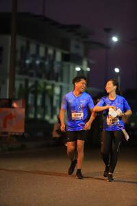 BIB: 6912
                            <button type="button" onclick="openModal(3314429)" class="btn btn-primary btn-sm float-right btn-popup" data-toggle="modal" data-target=".modal-high-quality">
                        <i class="fas fa-shopping-cart"></i> Add to Cart
                    </button>
                                            <button type="button" onclick="isThisMe(3314429, true)" class="btn btn-success btn-sm float-right btn-popup btn-isme hidden" data-toggle="tooltip" data-placement="bottom" title="นี่คือรูปของคุณใช่ไหม คลิกที่นี่เพื่อเอาเข้าอัลบั้ม">
                        <i class="fas fa-plus"></i> Add to album
                    </button>
                    <button type="button" onclick="isThisMe(3314429, false)" class="btn btn-warning btn-sm float-right btn-popup btn-isnotme hidden">
                        <i class="fas fa-ban"></i> Remove from album
                    </button>