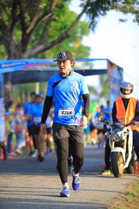 BIB: 6268
                            <button type="button" onclick="openModal(3293557)" class="btn btn-primary btn-sm float-right btn-popup" data-toggle="modal" data-target=".modal-high-quality">
                        <i class="fas fa-shopping-cart"></i> Add to Cart
                    </button>
                                            <button type="button" onclick="isThisMe(3293557, true)" class="btn btn-success btn-sm float-right btn-popup btn-isme hidden" data-toggle="tooltip" data-placement="bottom" title="นี่คือรูปของคุณใช่ไหม คลิกที่นี่เพื่อเอาเข้าอัลบั้ม">
                        <i class="fas fa-plus"></i> Add to album
                    </button>
                    <button type="button" onclick="isThisMe(3293557, false)" class="btn btn-warning btn-sm float-right btn-popup btn-isnotme hidden">
                        <i class="fas fa-ban"></i> Remove from album
                    </button>