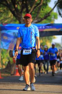 BIB: 6144
                            <button type="button" onclick="openModal(3293173)" class="btn btn-primary btn-sm float-right btn-popup" data-toggle="modal" data-target=".modal-high-quality">
                        <i class="fas fa-shopping-cart"></i> Add to Cart
                    </button>
                                            <button type="button" onclick="isThisMe(3293173, true)" class="btn btn-success btn-sm float-right btn-popup btn-isme hidden" data-toggle="tooltip" data-placement="bottom" title="นี่คือรูปของคุณใช่ไหม คลิกที่นี่เพื่อเอาเข้าอัลบั้ม">
                        <i class="fas fa-plus"></i> Add to album
                    </button>
                    <button type="button" onclick="isThisMe(3293173, false)" class="btn btn-warning btn-sm float-right btn-popup btn-isnotme hidden">
                        <i class="fas fa-ban"></i> Remove from album
                    </button>