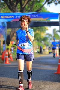 BIB: 6073
                            <button type="button" onclick="openModal(3295471)" class="btn btn-primary btn-sm float-right btn-popup" data-toggle="modal" data-target=".modal-high-quality">
                        <i class="fas fa-shopping-cart"></i> Add to Cart
                    </button>
                                            <button type="button" onclick="isThisMe(3295471, true)" class="btn btn-success btn-sm float-right btn-popup btn-isme hidden" data-toggle="tooltip" data-placement="bottom" title="นี่คือรูปของคุณใช่ไหม คลิกที่นี่เพื่อเอาเข้าอัลบั้ม">
                        <i class="fas fa-plus"></i> Add to album
                    </button>
                    <button type="button" onclick="isThisMe(3295471, false)" class="btn btn-warning btn-sm float-right btn-popup btn-isnotme hidden">
                        <i class="fas fa-ban"></i> Remove from album
                    </button>