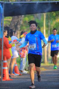 BIB: 6210
                            <button type="button" onclick="openModal(3293752)" class="btn btn-primary btn-sm float-right btn-popup" data-toggle="modal" data-target=".modal-high-quality">
                        <i class="fas fa-shopping-cart"></i> Add to Cart
                    </button>
                                            <button type="button" onclick="isThisMe(3293752, true)" class="btn btn-success btn-sm float-right btn-popup btn-isme hidden" data-toggle="tooltip" data-placement="bottom" title="นี่คือรูปของคุณใช่ไหม คลิกที่นี่เพื่อเอาเข้าอัลบั้ม">
                        <i class="fas fa-plus"></i> Add to album
                    </button>
                    <button type="button" onclick="isThisMe(3293752, false)" class="btn btn-warning btn-sm float-right btn-popup btn-isnotme hidden">
                        <i class="fas fa-ban"></i> Remove from album
                    </button>