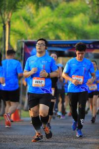 BIB: 8652
                            <button type="button" onclick="openModal(3299173)" class="btn btn-primary btn-sm float-right btn-popup" data-toggle="modal" data-target=".modal-high-quality">
                        <i class="fas fa-shopping-cart"></i> Add to Cart
                    </button>
                                            <button type="button" onclick="isThisMe(3299173, true)" class="btn btn-success btn-sm float-right btn-popup btn-isme hidden" data-toggle="tooltip" data-placement="bottom" title="นี่คือรูปของคุณใช่ไหม คลิกที่นี่เพื่อเอาเข้าอัลบั้ม">
                        <i class="fas fa-plus"></i> Add to album
                    </button>
                    <button type="button" onclick="isThisMe(3299173, false)" class="btn btn-warning btn-sm float-right btn-popup btn-isnotme hidden">
                        <i class="fas fa-ban"></i> Remove from album
                    </button>