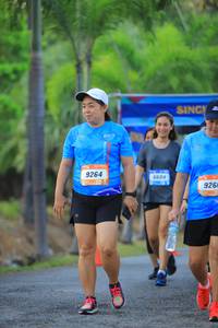 BIB: 9264, 6604, 926
                            <button type="button" onclick="openModal(3310827)" class="btn btn-primary btn-sm float-right btn-popup" data-toggle="modal" data-target=".modal-high-quality">
                        <i class="fas fa-shopping-cart"></i> Add to Cart
                    </button>
                                            <button type="button" onclick="isThisMe(3310827, true)" class="btn btn-success btn-sm float-right btn-popup btn-isme hidden" data-toggle="tooltip" data-placement="bottom" title="นี่คือรูปของคุณใช่ไหม คลิกที่นี่เพื่อเอาเข้าอัลบั้ม">
                        <i class="fas fa-plus"></i> Add to album
                    </button>
                    <button type="button" onclick="isThisMe(3310827, false)" class="btn btn-warning btn-sm float-right btn-popup btn-isnotme hidden">
                        <i class="fas fa-ban"></i> Remove from album
                    </button>