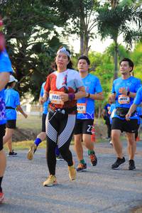 BIB: 988, 131
                            <button type="button" onclick="openModal(3300571)" class="btn btn-primary btn-sm float-right btn-popup" data-toggle="modal" data-target=".modal-high-quality">
                        <i class="fas fa-shopping-cart"></i> Add to Cart
                    </button>
                                            <button type="button" onclick="isThisMe(3300571, true)" class="btn btn-success btn-sm float-right btn-popup btn-isme hidden" data-toggle="tooltip" data-placement="bottom" title="นี่คือรูปของคุณใช่ไหม คลิกที่นี่เพื่อเอาเข้าอัลบั้ม">
                        <i class="fas fa-plus"></i> Add to album
                    </button>
                    <button type="button" onclick="isThisMe(3300571, false)" class="btn btn-warning btn-sm float-right btn-popup btn-isnotme hidden">
                        <i class="fas fa-ban"></i> Remove from album
                    </button>