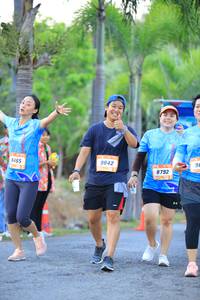 BIB: 8465, 9842, 8792
                            <button type="button" onclick="openModal(3311502)" class="btn btn-primary btn-sm float-right btn-popup" data-toggle="modal" data-target=".modal-high-quality">
                        <i class="fas fa-shopping-cart"></i> Add to Cart
                    </button>
                                            <button type="button" onclick="isThisMe(3311502, true)" class="btn btn-success btn-sm float-right btn-popup btn-isme hidden" data-toggle="tooltip" data-placement="bottom" title="นี่คือรูปของคุณใช่ไหม คลิกที่นี่เพื่อเอาเข้าอัลบั้ม">
                        <i class="fas fa-plus"></i> Add to album
                    </button>
                    <button type="button" onclick="isThisMe(3311502, false)" class="btn btn-warning btn-sm float-right btn-popup btn-isnotme hidden">
                        <i class="fas fa-ban"></i> Remove from album
                    </button>